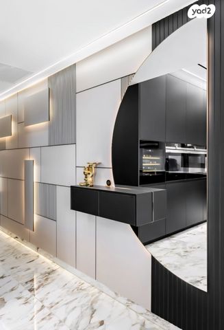 גג/ פנטהאוז, מודיעין מכבים רעות