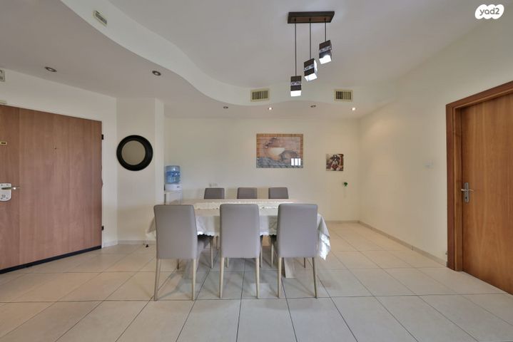 דירה, הדקלים, קרית אתא