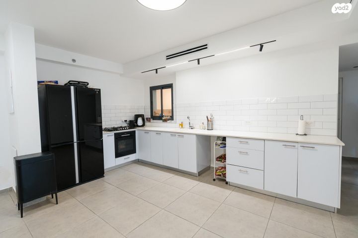 דירה, אור ים, אור עקיבא