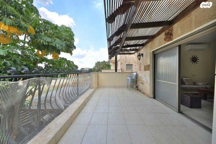 דירה, הדקלים, קרית אתא