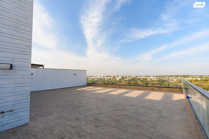 גג/ פנטהאוז, אור ים, אור עקיבא