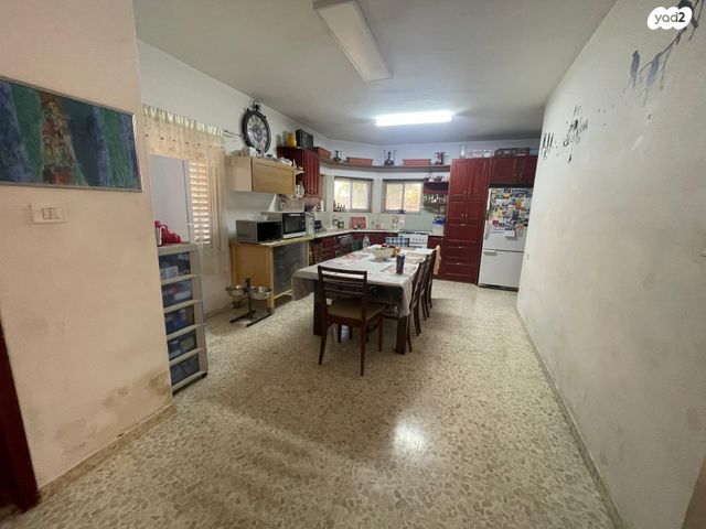 דו משפחתי, בית אריה / עופרים