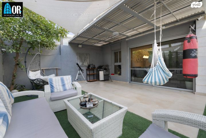 בית פרטי/ קוטג', נחמה נאמן, בר לב, מזכרת בתיה