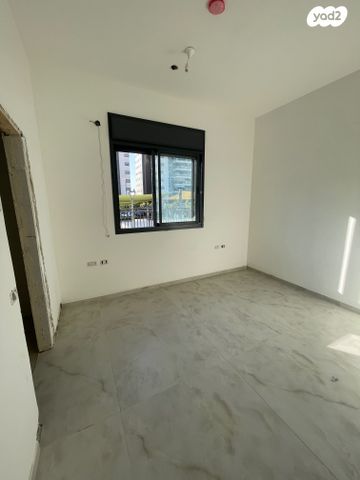 דירת גן, קרית גת