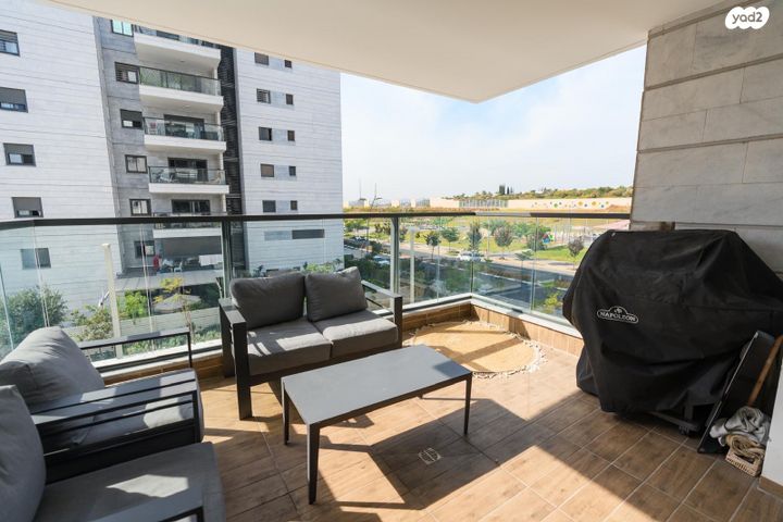 דירה, אור ים, אור עקיבא