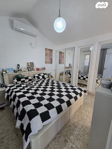 דופלקס, הערמונים, נשר