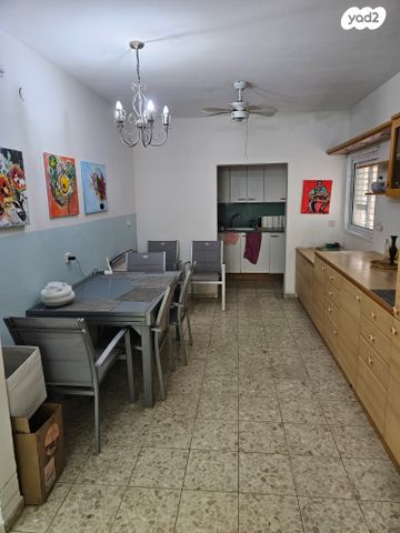 דירה, כפר סבא