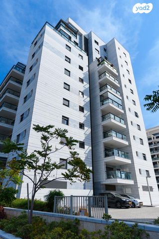 דירה, אור ים, אור עקיבא