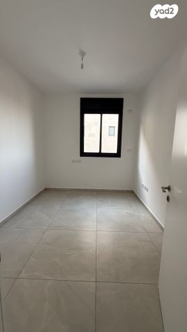 דירה, מונטיפיורי, קרית אונו