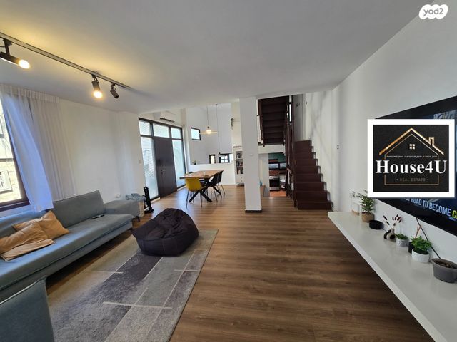 דו משפחתי, הרצליה ב', הרצליה