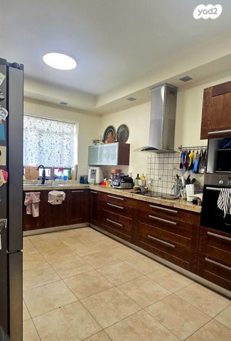 דו משפחתי, מזכרת בתיה