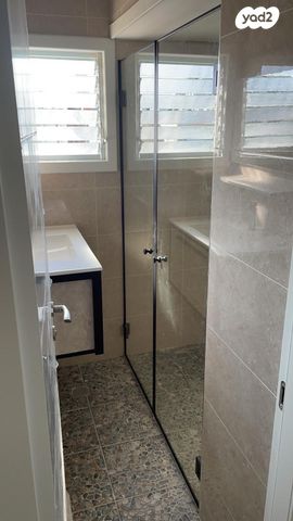 דירה, כינרת 7, לב העיר, בת ים