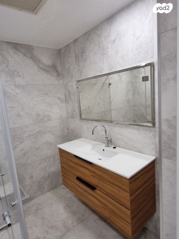 גג/ פנטהאוז, סיני 46, שכונה ה', באר שבע