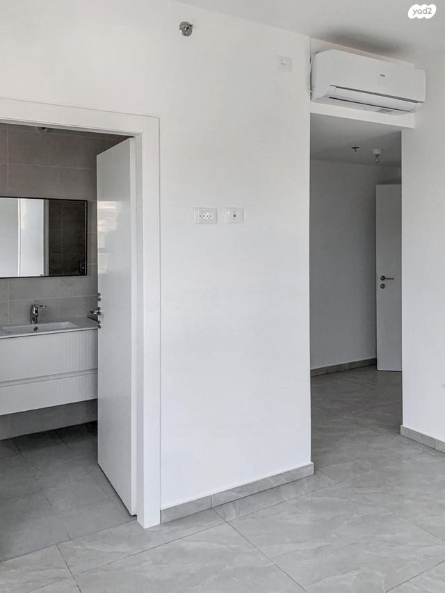 דירה, נווה ישראל, הרצליה