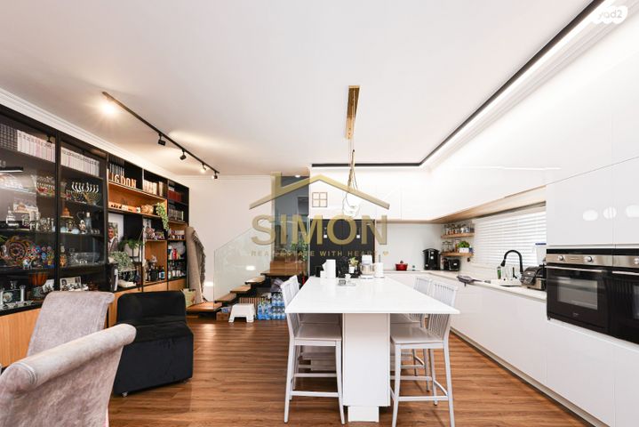 דו משפחתי, מרטין בובר 3, נתניה