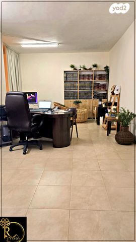 דירת גן, חוט השני, מגדים, מעלה אדומים