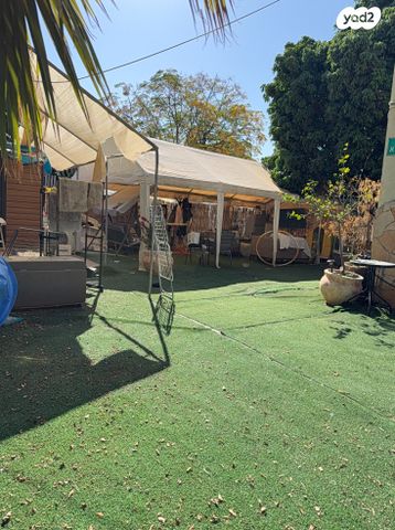 דירת גן, עלייה, כפר סבא