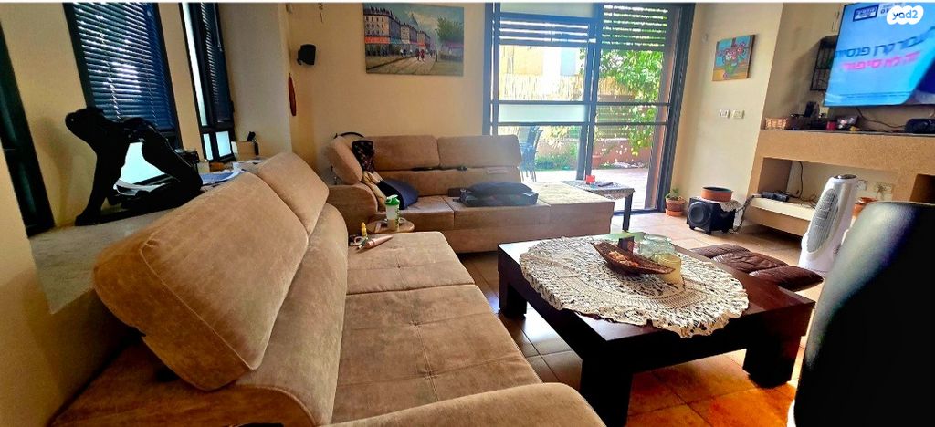 דו משפחתי, מזכרת בתיה