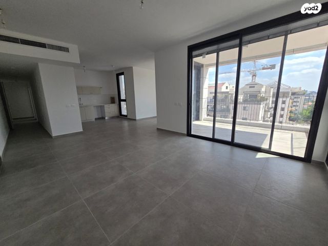 דירה, עלי מוהר, נווה זמר, רעננה