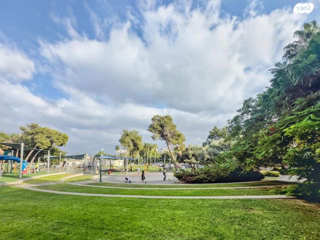 דירה, נווה ישראל, הרצליה