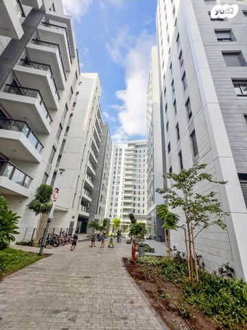 דירה, נווה ישראל, הרצליה