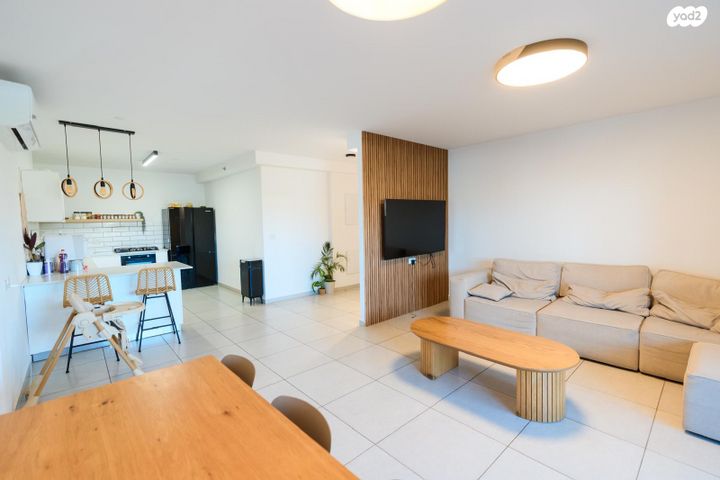 דירה, אור ים, אור עקיבא