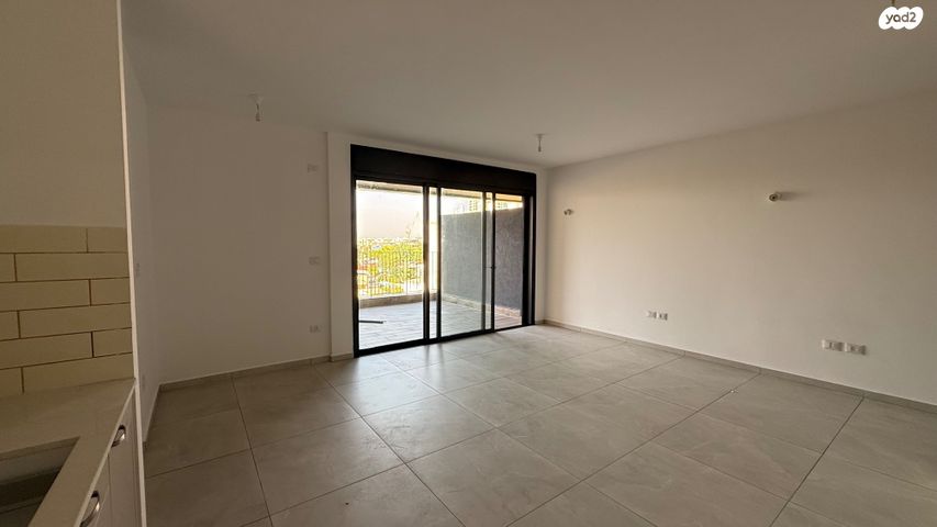 דירה, מונטיפיורי, קרית אונו