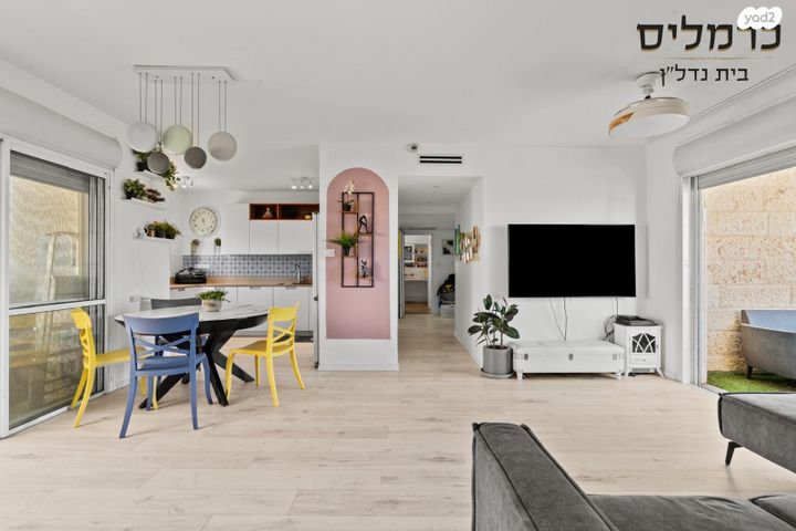 דירה, עמק זבולון, המגינים, מודיעין מכבים רעות