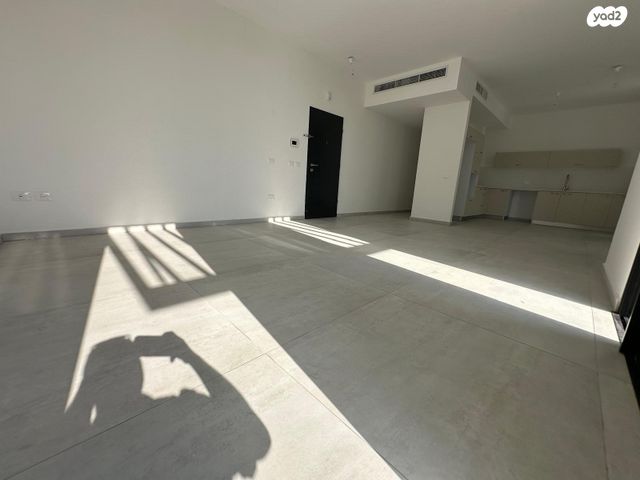 גג/ פנטהאוז, עלי מוהר, נווה זמר, רעננה