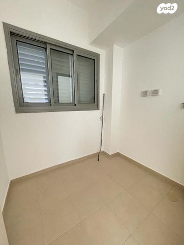 דירה, צומת סביון, קרית אונו