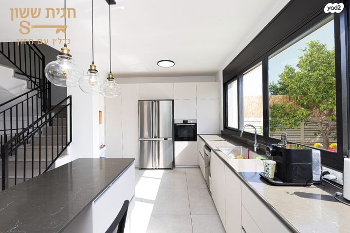 דו משפחתי, מרווה, פרדסיה, פרדסיה