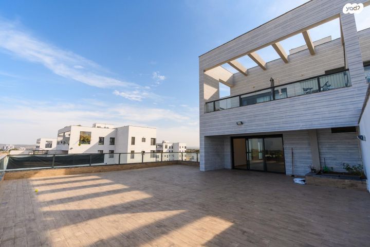 גג/ פנטהאוז, אור ים, אור עקיבא