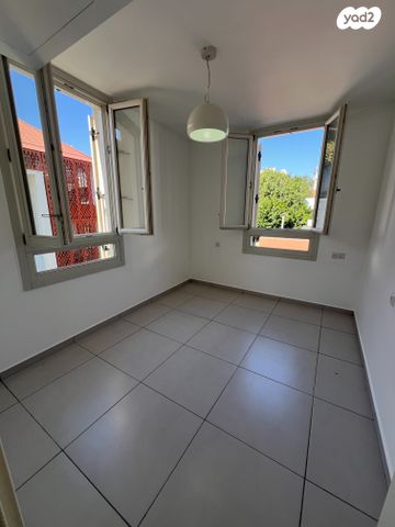 דירה, פינס 18, תל אביב יפו