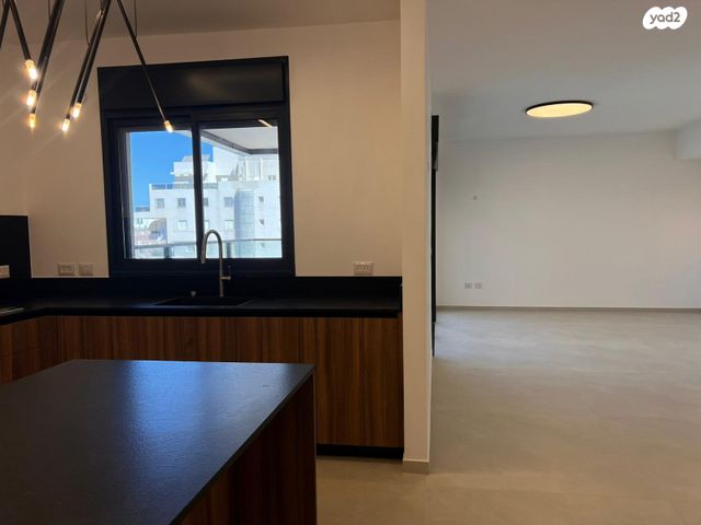 אייזיק רמבה 7