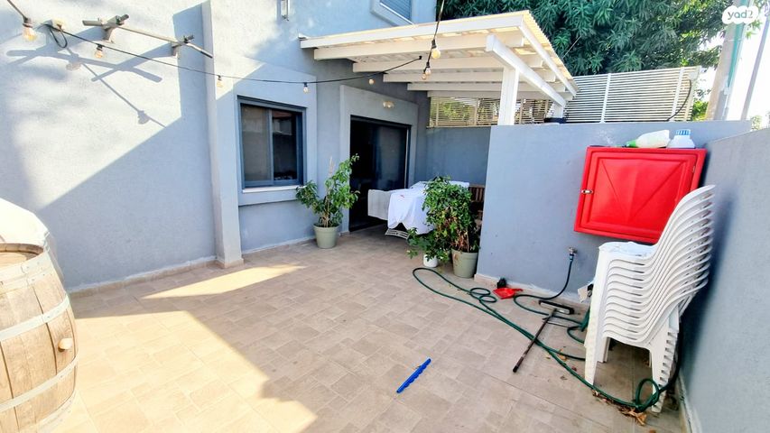 דירת גן, הרצליה