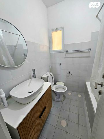 דירה, שכונה ב', באר שבע