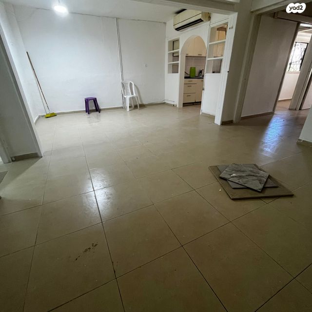 דירה, משה שרת, גן שמואל, קרית מלאכי