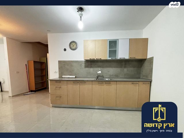 מרתף/ פרטר, בית ונוף, כפר סבא