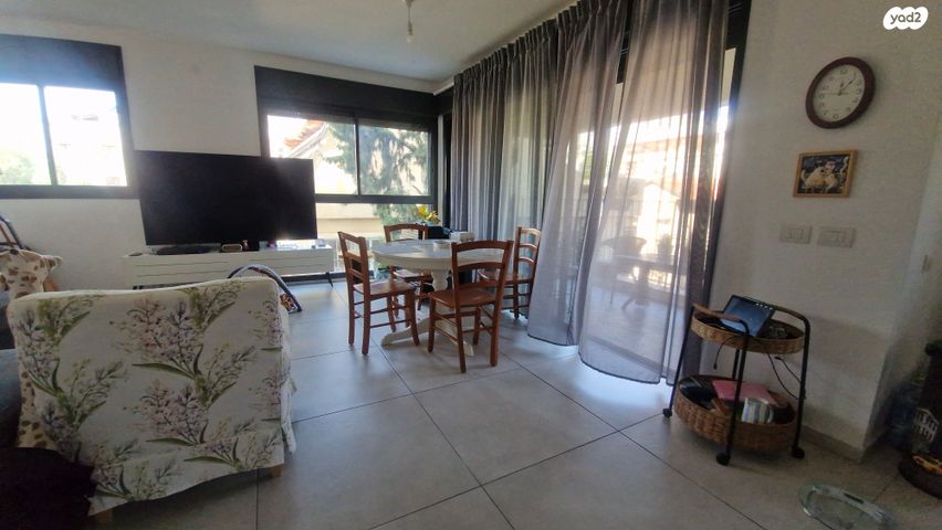 דירה, עלומים, אזור הבילויים, רמת גן