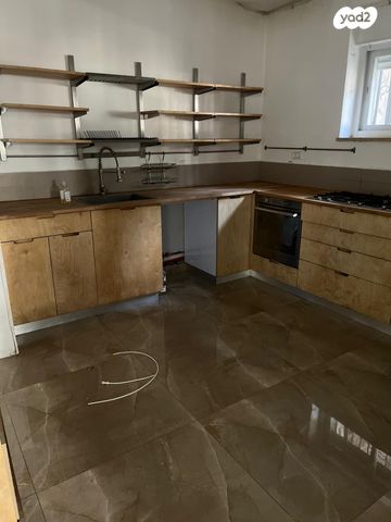 דירת גן, אבן עזרא, רחביה, ירושלים