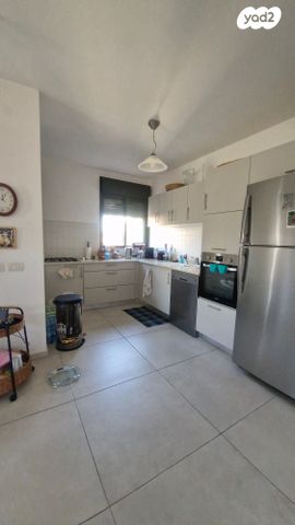 דירה, עלומים, אזור הבילויים, רמת גן