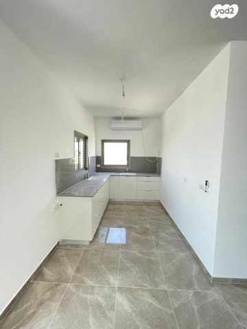 הרב צירלסון 