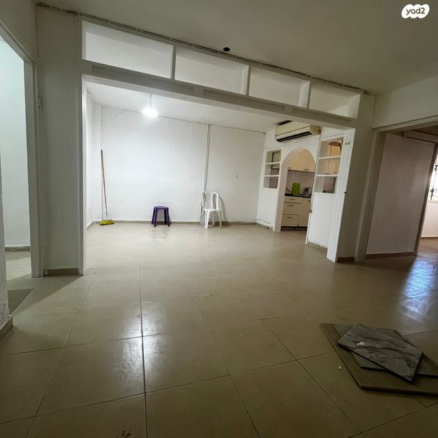 דירה, משה שרת, גן שמואל, קרית מלאכי