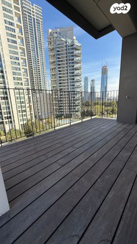 דירה, ויסוצקי 8, הצפון החדש - כיכר המדינה, תל אביב יפו