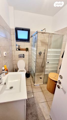 דירת גן, הרצליה