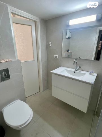 דירה, כרמליה, חיפה