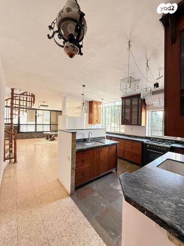 גג/ פנטהאוז, הבנים, הר שלום, בני ברק