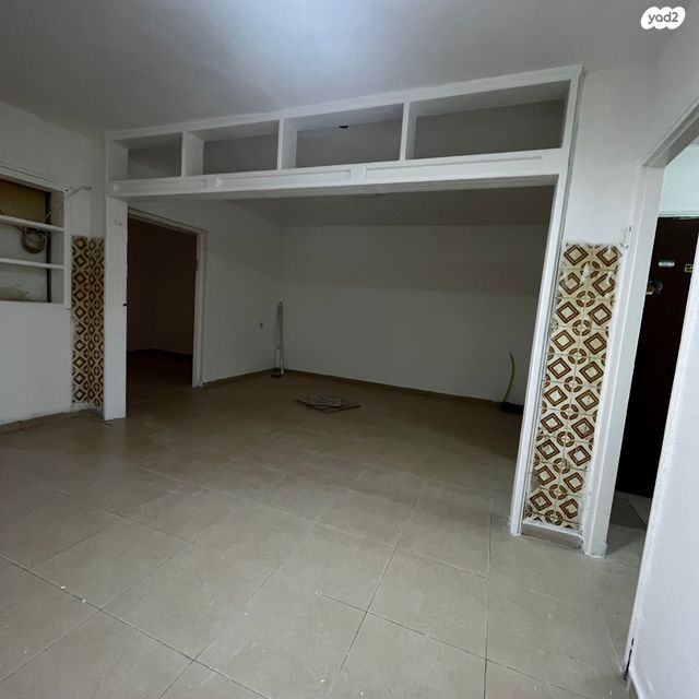 דירה, משה שרת, גן שמואל, קרית מלאכי