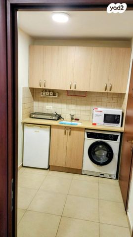 שדרות הפרחים 22