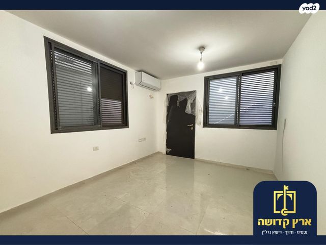 מרתף/ פרטר, בית ונוף, כפר סבא